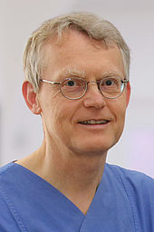 Dr. med. Bernhard Artmeyer